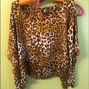 Animal print top